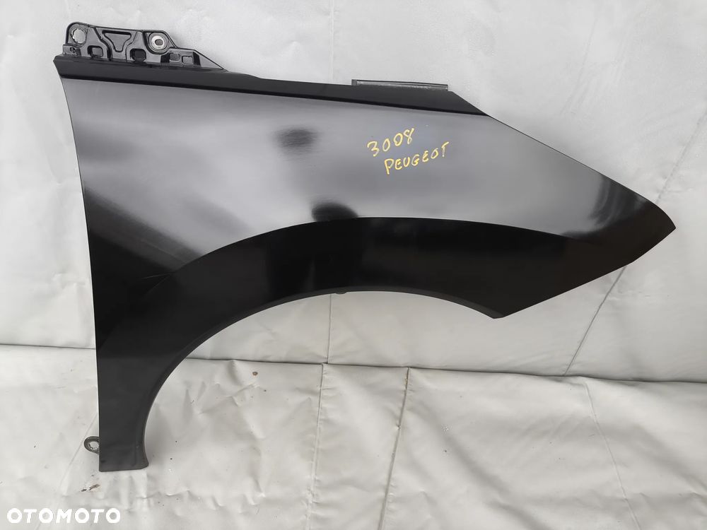 PEUGEOT 3008 BŁOTNIK PRAWY PRZEDNI