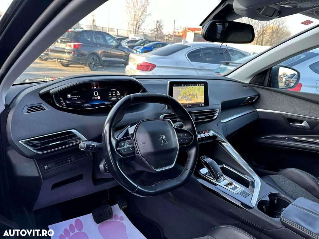 Peugeot 5008 - 5
