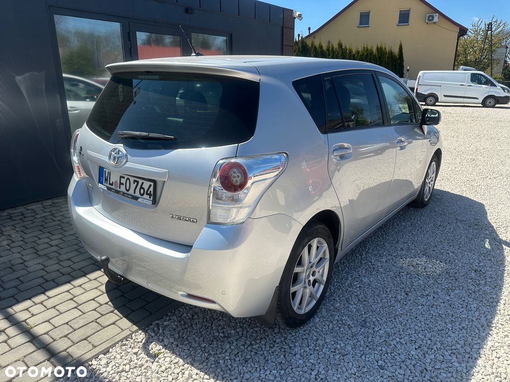 Toyota Verso 1.8 Executive - 6