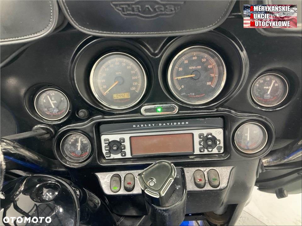 Harley-Davidson FLHTCU Ultra - 5