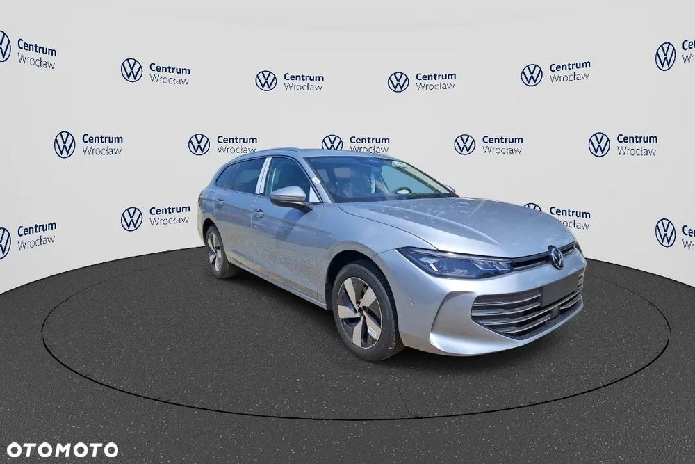 Volkswagen Passat 1.5 TSI eHybrid PHEV Business Plus DSG - 3