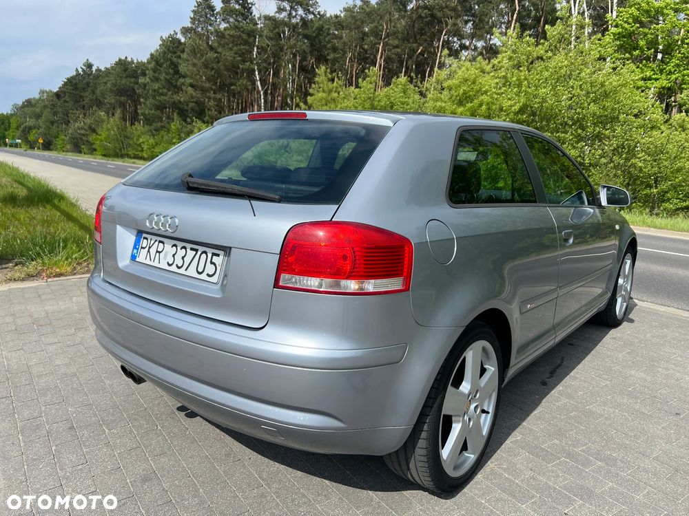 Audi A3 3-drzwiowe 2.0T FSI Ambiente S tronic - 8