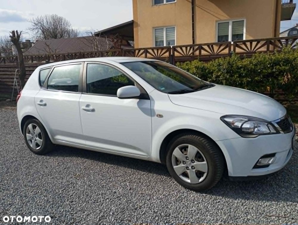 Kia Ceed 1.4 Comfort + - 2