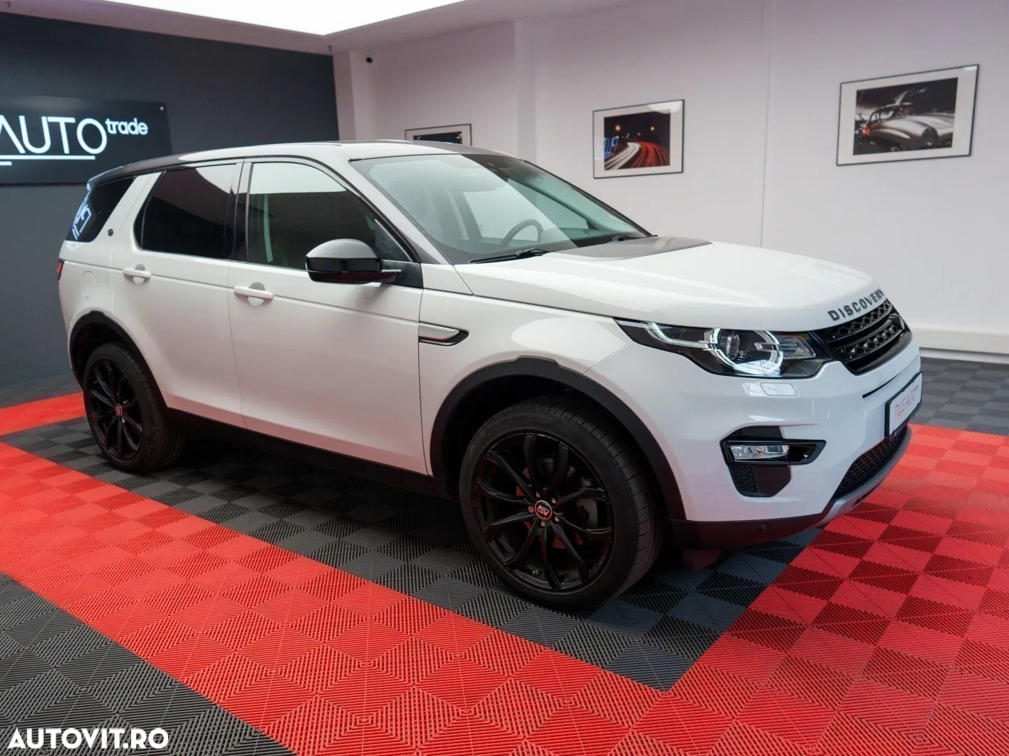 Land Rover Discovery Sport 2.0 l TD4 HSE Luxury Aut. - 6