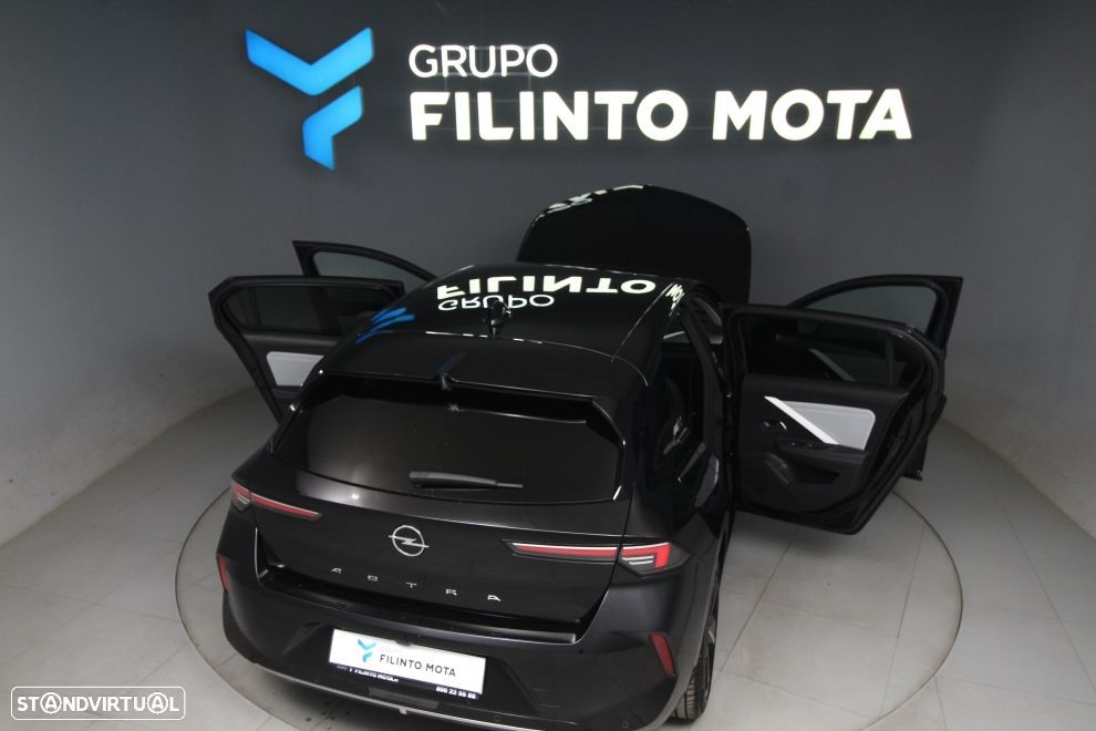 Opel Astra 1.2 T Elegance - 10