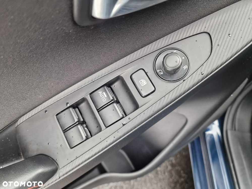 Mazda 2 SKYACTIV-D 105 Sports-Line - 27