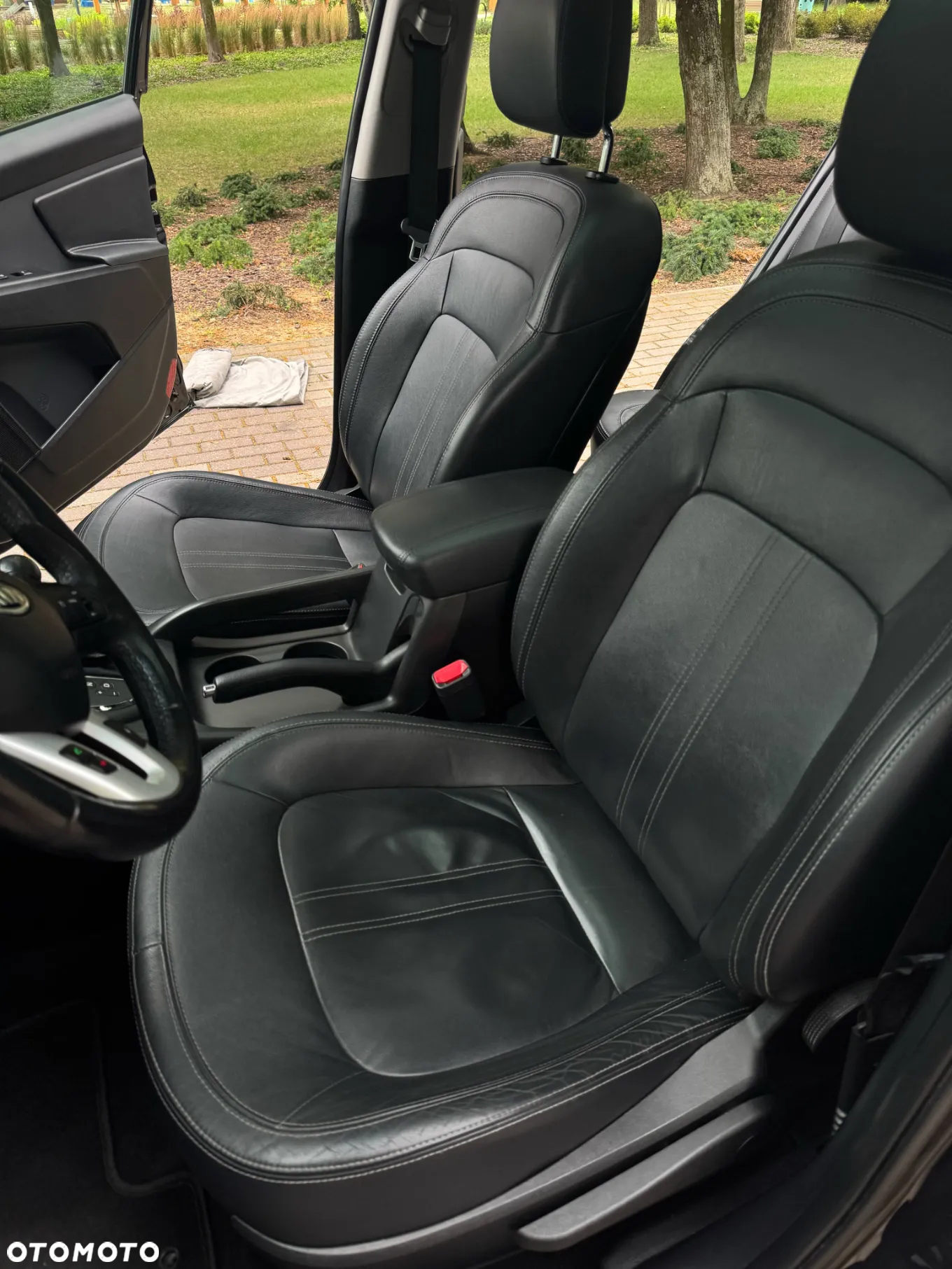 Kia Sportage 2.0 CRDI XL - 14
