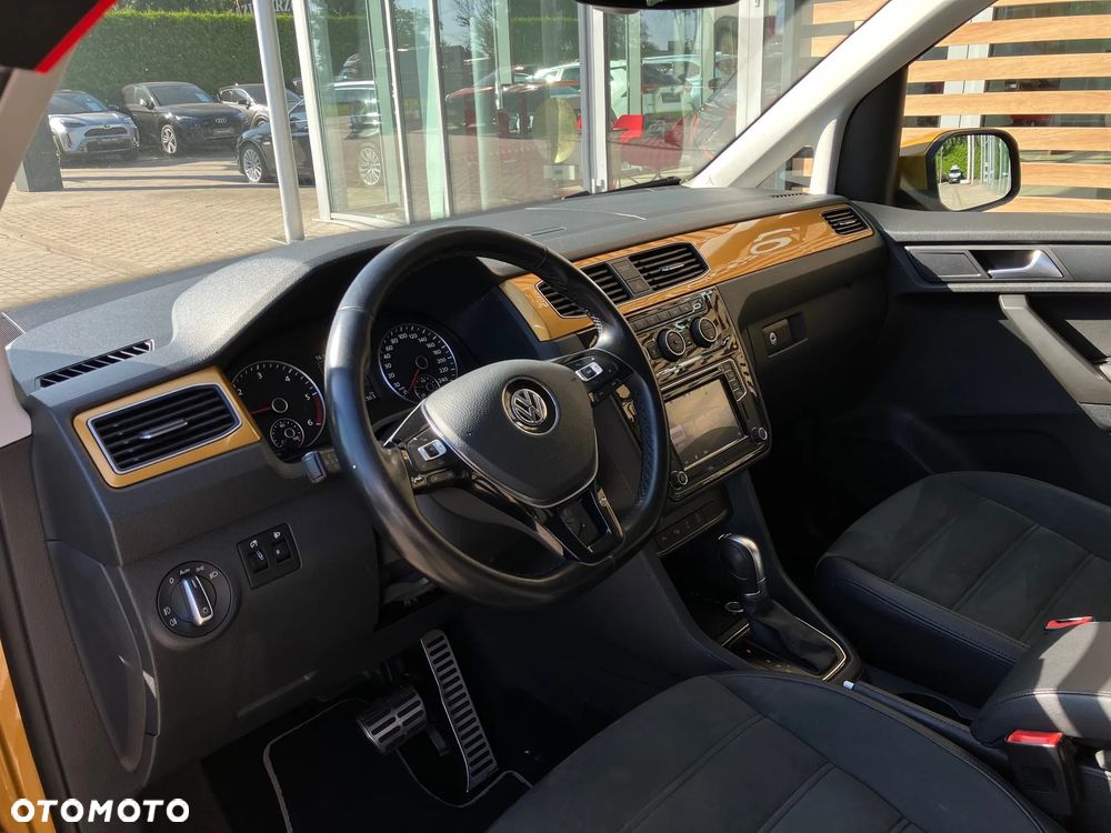 Volkswagen Caddy Maxi 2.0 TDI Highline 4Motion DSG - 36