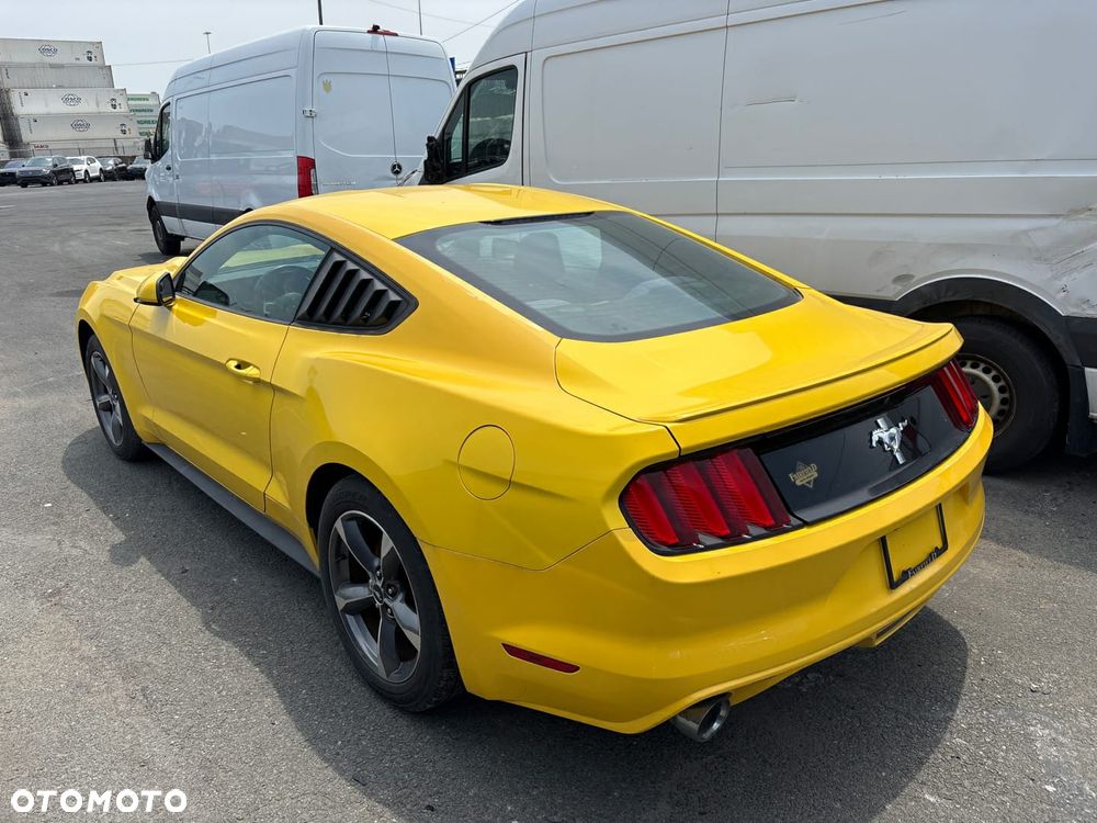 Ford Mustang 3.7 V6 Premium - 8