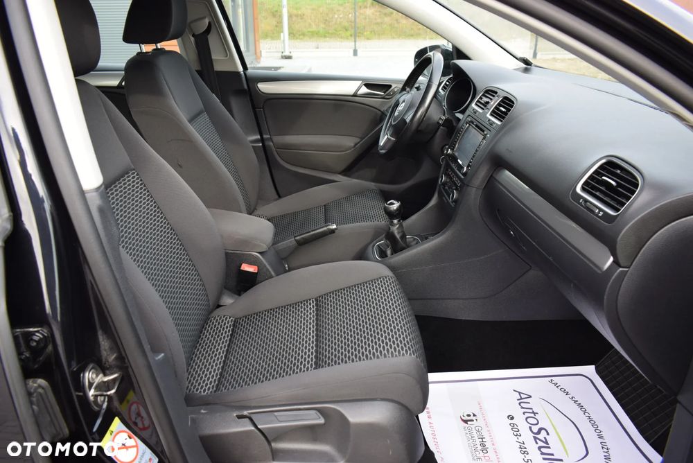 Volkswagen Golf - 20