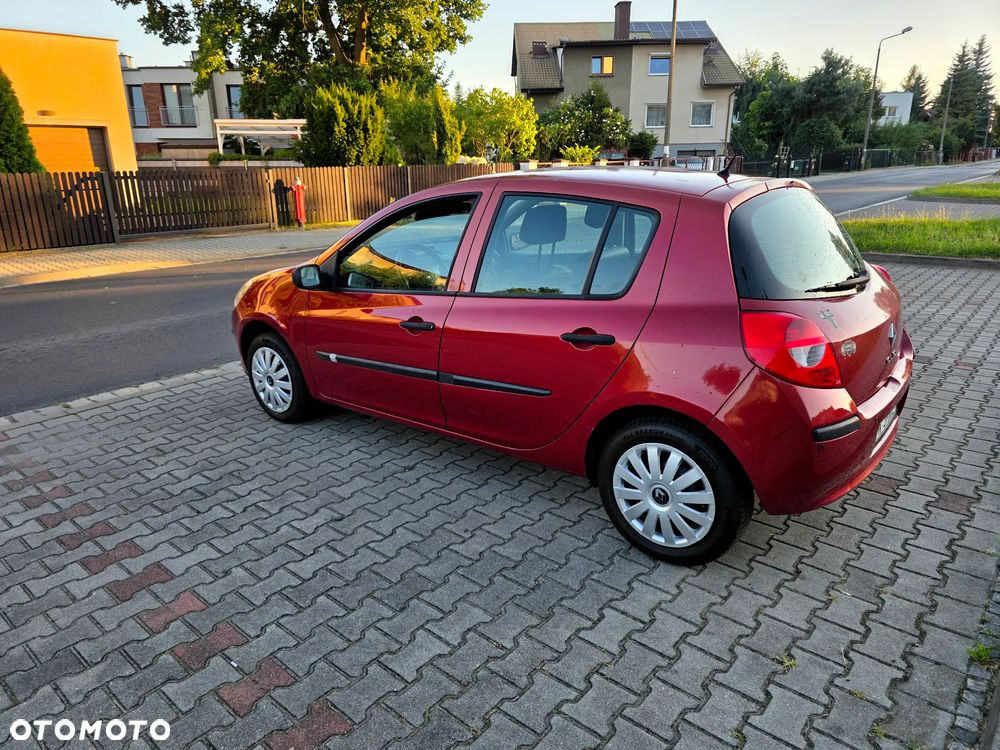 Renault Clio - 3