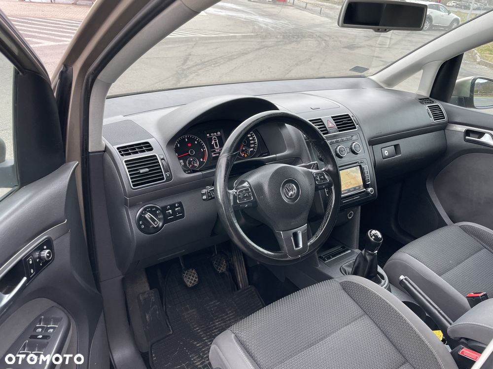 Volkswagen Touran 1.6 TDI DPF BlueMotion Technology Comfortline - 6