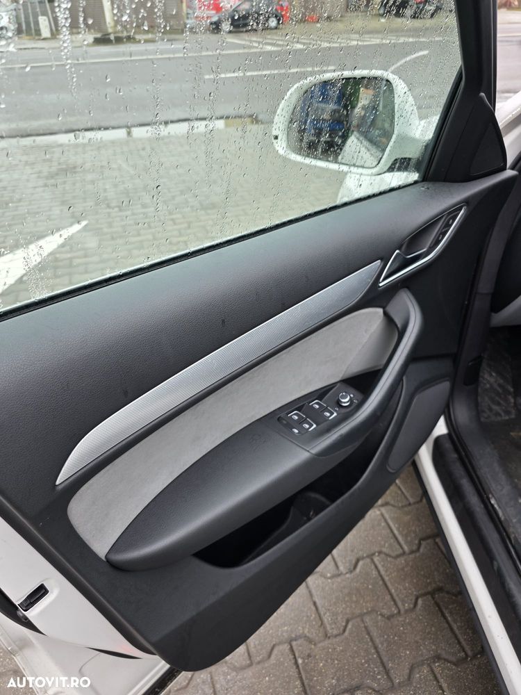 Audi Q3 2.0 TDI Quattro Stronic - 18