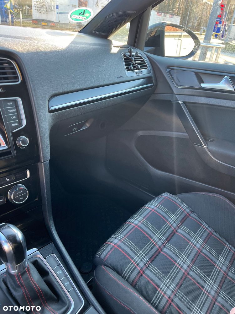 Volkswagen Golf 2.0 TSI BMT GTI Performance DSG - 5
