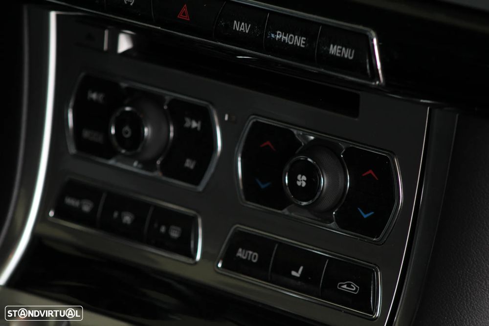 Jaguar XF Sportbrake 2.2 D R-Sport - 18