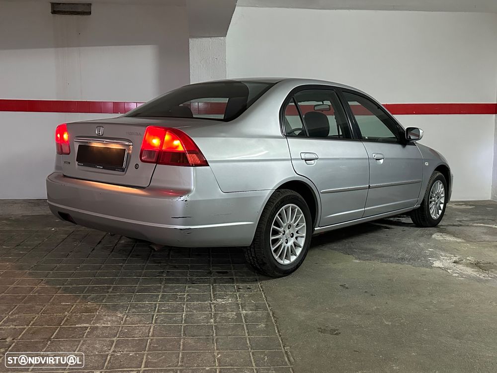 Honda Civic 1.6 LS - 16