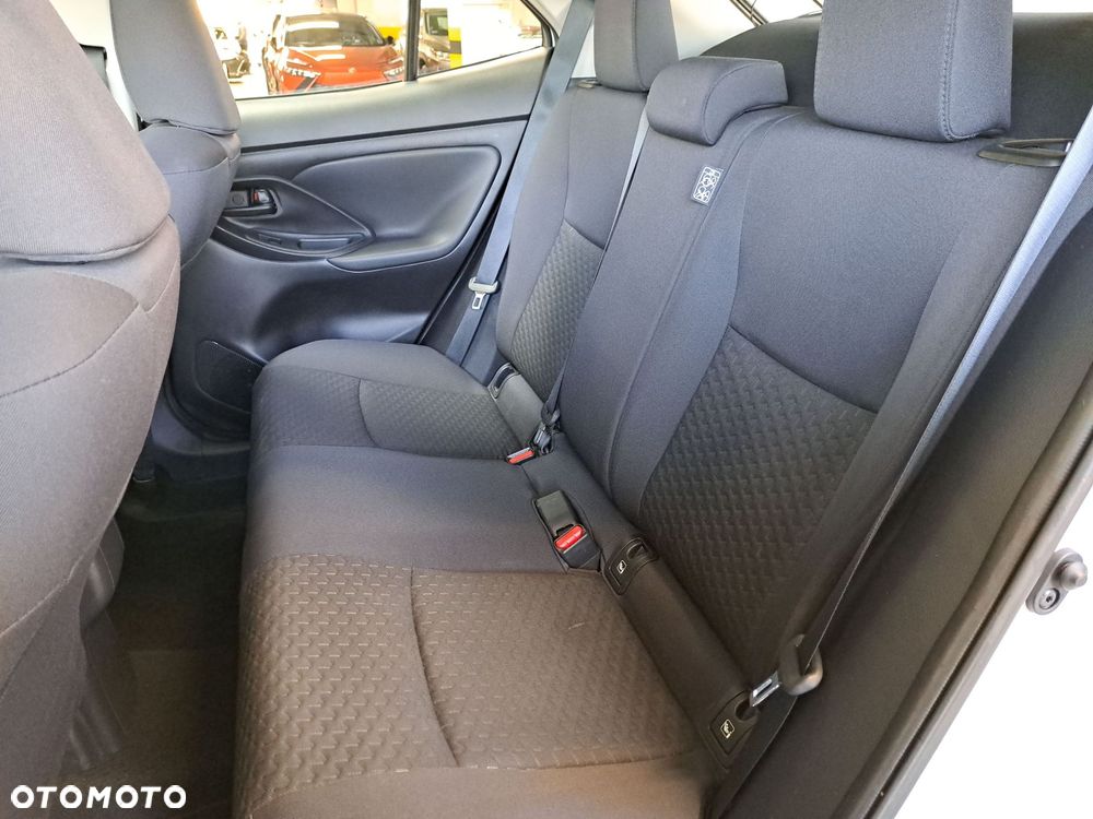 Toyota Yaris Cross Hybrid 1.5 Comfort - 27