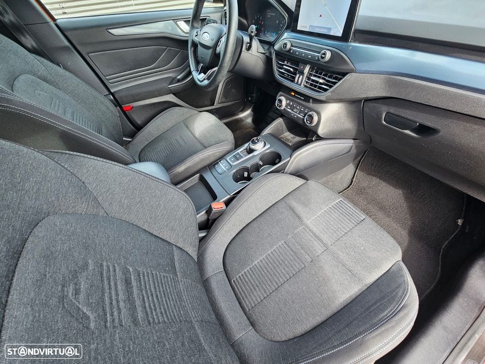 Ford Focus 1.0 EcoBoost Active Aut. - 26