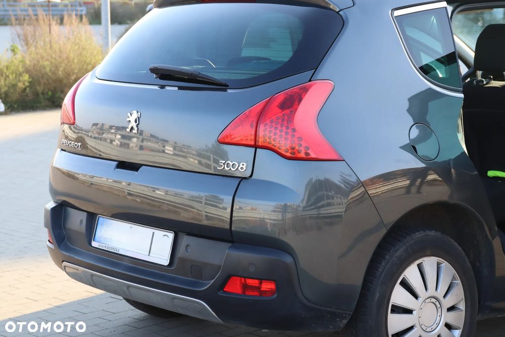 Peugeot 3008 1.6 HDi Premium - 5