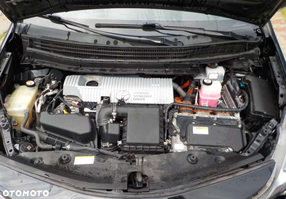 Toyota Prius+ - 4