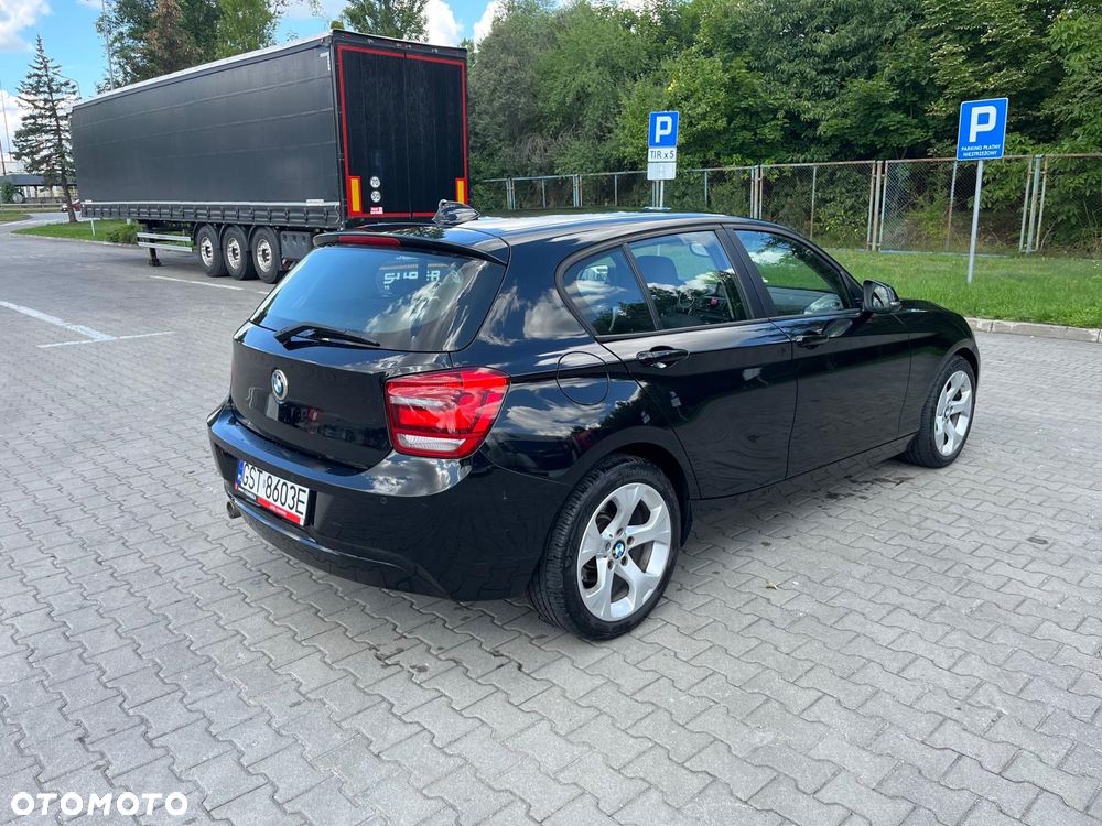 BMW Seria 1 116d - 5