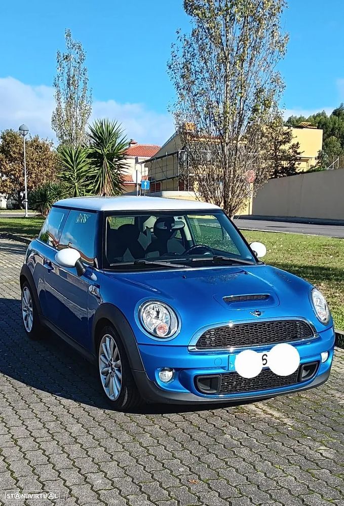 MINI 3 Portas Cooper S - 2
