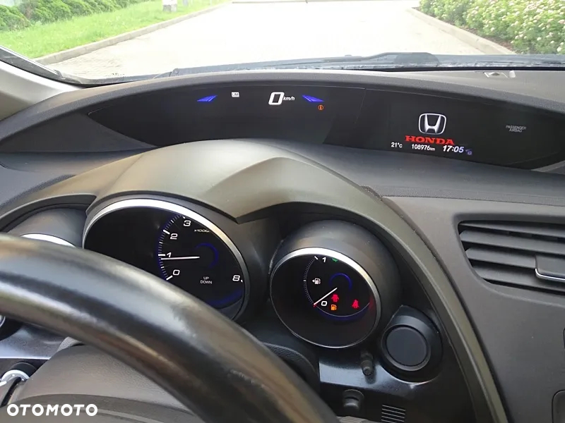 Honda Civic 1.4 i-VTEC Comfort Black Edition - 30