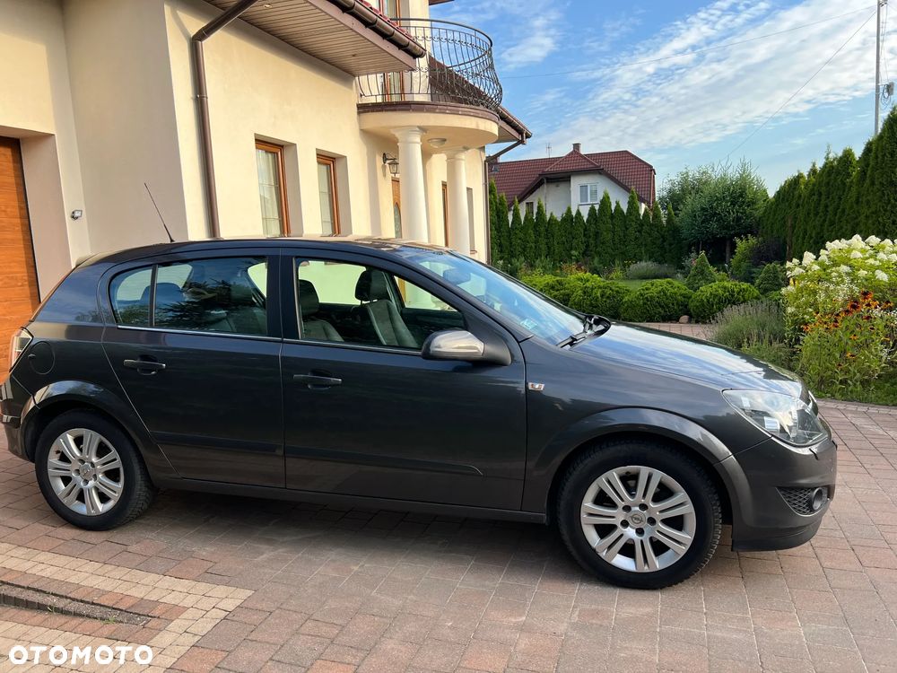 Opel Astra 1.6 - 4
