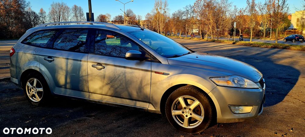 Ford Mondeo 2.0 TDCi Ambiente - 8