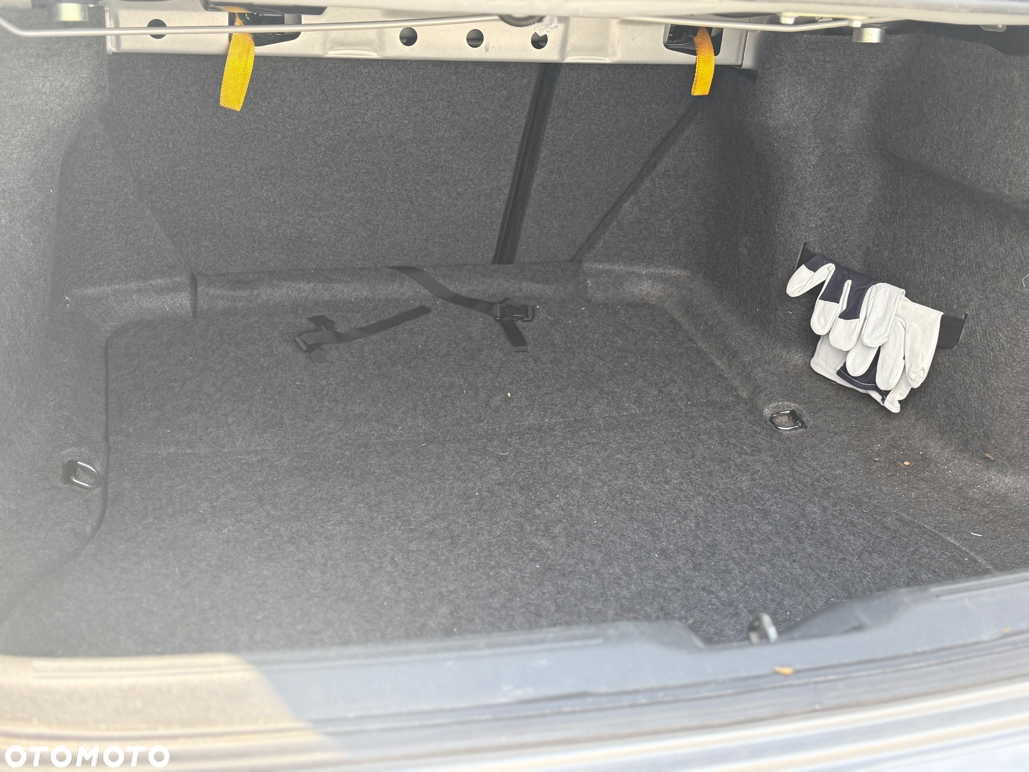 Honda Accord 2.0 Comfort - 16
