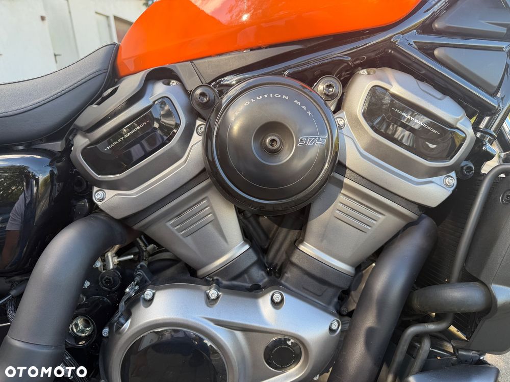 Harley-Davidson Sportster Nightster 975 - 7
