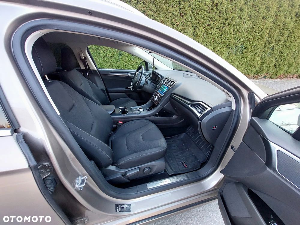 Ford Mondeo 2.0 EcoBlue Titanium - 11