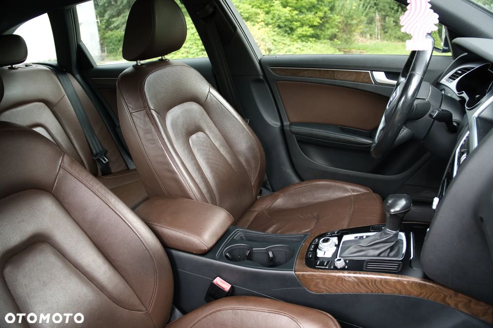 Audi A4 Allroad 2.0 TDI DPF S tronic - 32