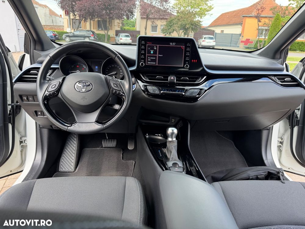 Toyota C-HR 1.8 HSD 122 CP 4x2 CVT Cult - 6