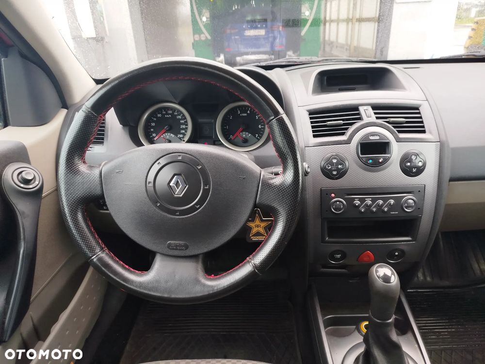 Renault Megane 1.5 dCi Avantage - 6