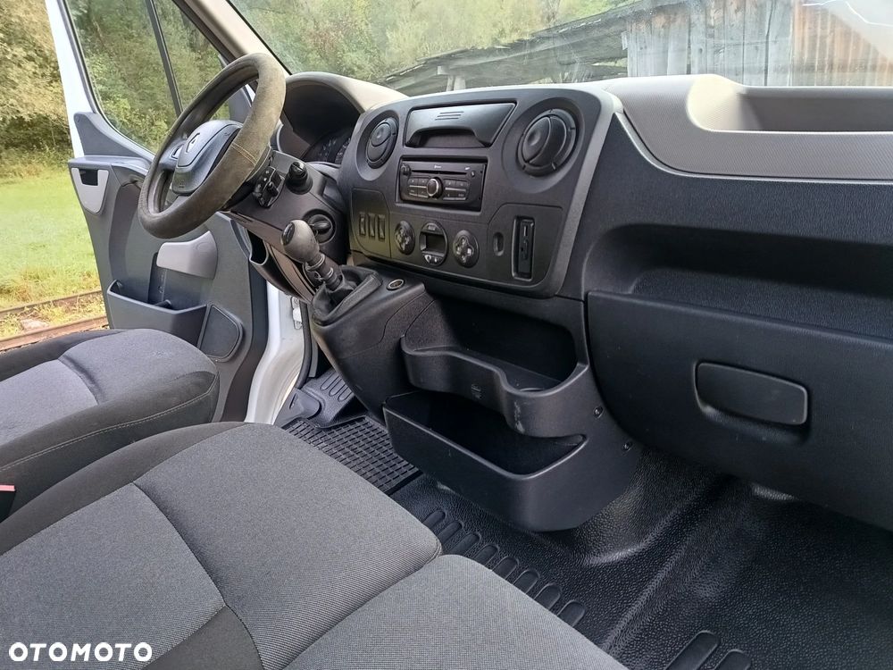 Renault Master LONG L3H2 2.3 diesel 170 kM 2016 rok WEBASTO, STAN BARDZO DOBRY, GOTOWY DO PRACY, BEZWYPADKOWY - 8