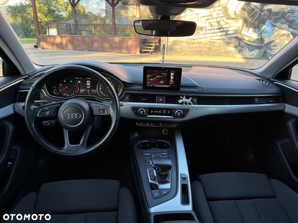 Audi A4 Limousine - 6