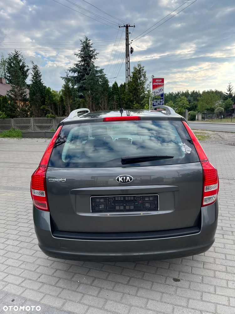 Kia Ceed 1.6 CVVT Vision - 11