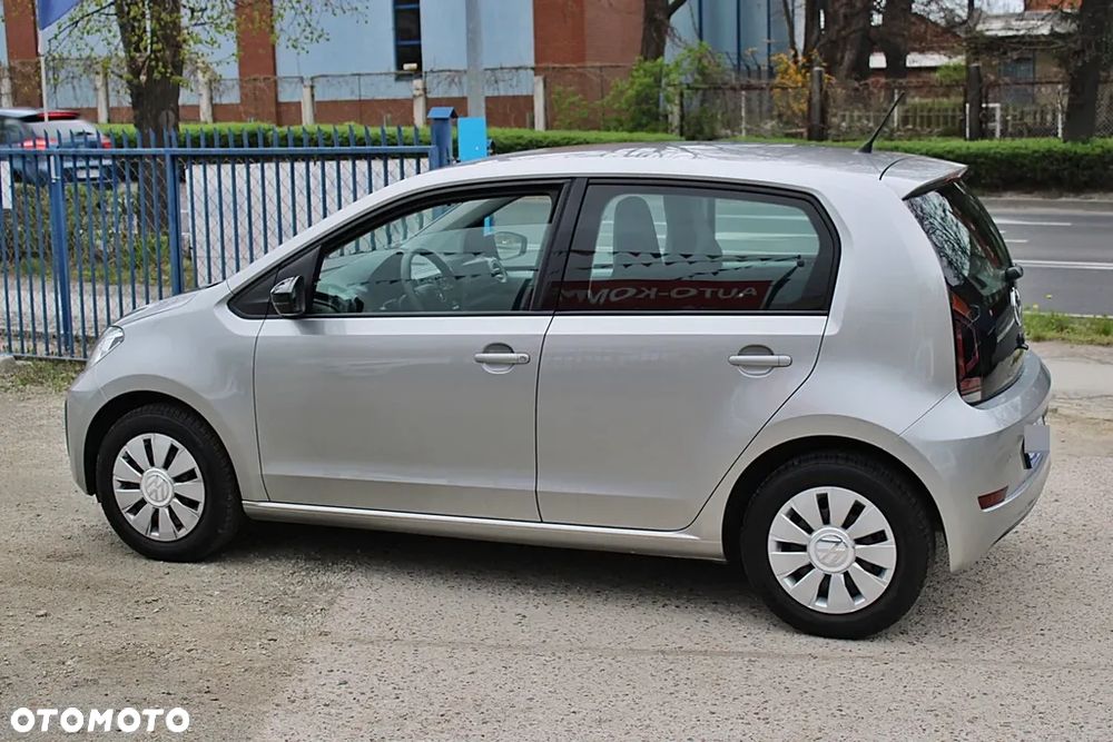 Volkswagen up! (BlueMotion Technology) sound - 11
