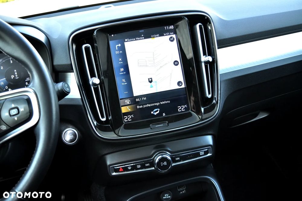 Volvo XC 40 D3 Momentum Pro - 30
