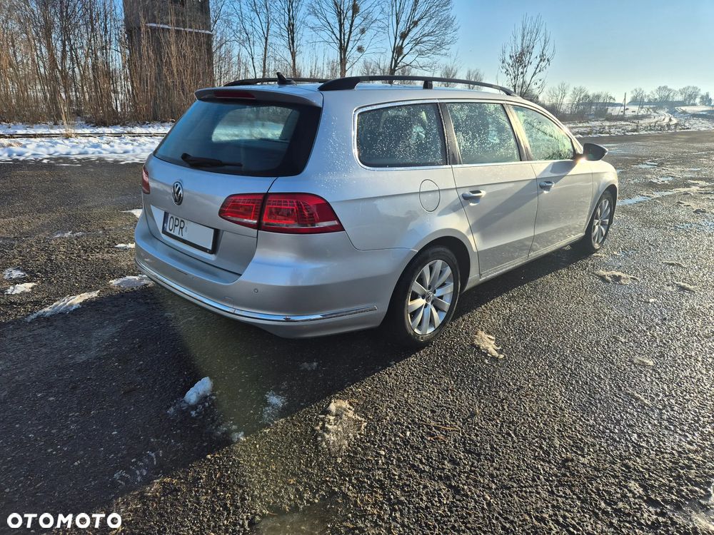 Volkswagen Passat 2.0 TDI DPF DSG Comfortline - 5