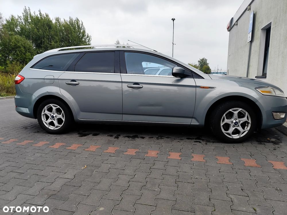 Ford Mondeo - 16