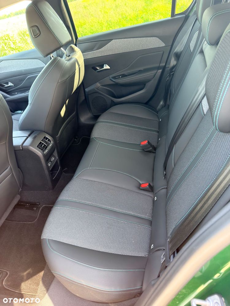 Peugeot 308 1.2 PureTech GPF Allure Pack S&S EAT8 - 14
