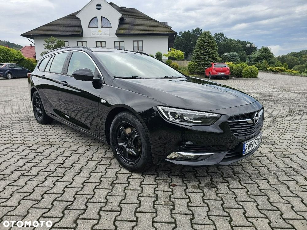 Opel Insignia - 1