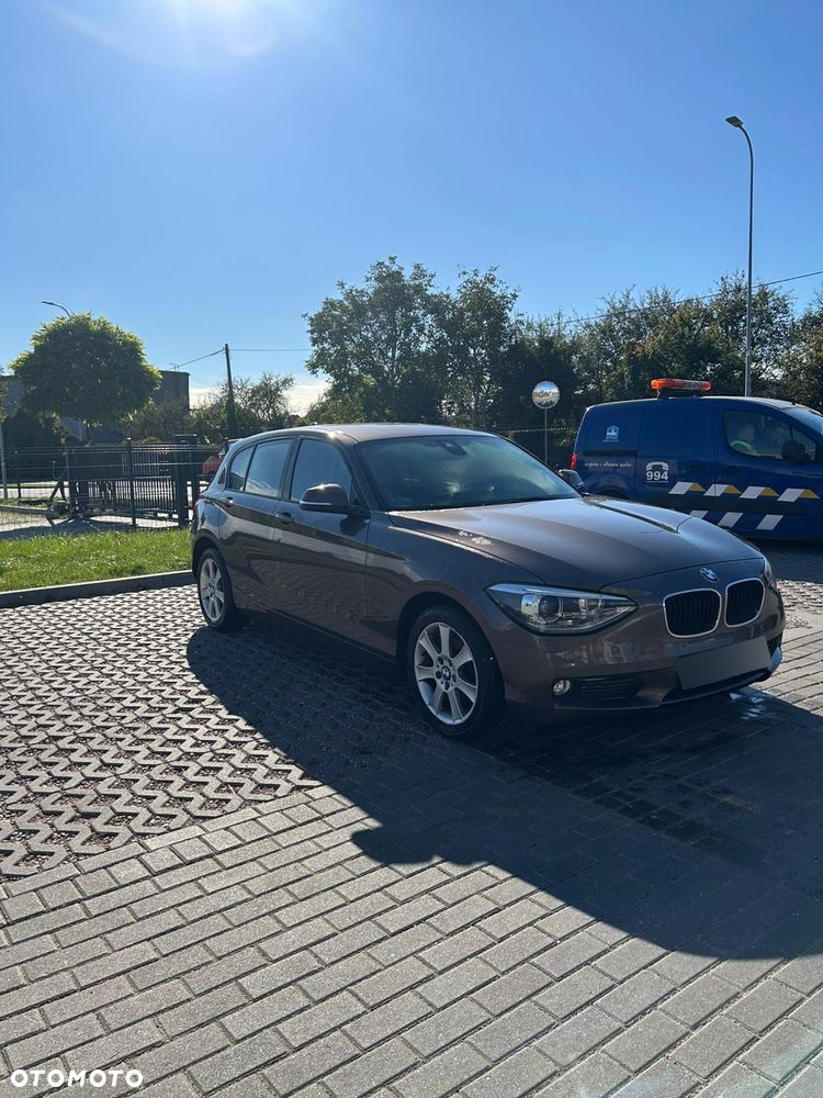 BMW Seria 1 116i - 4