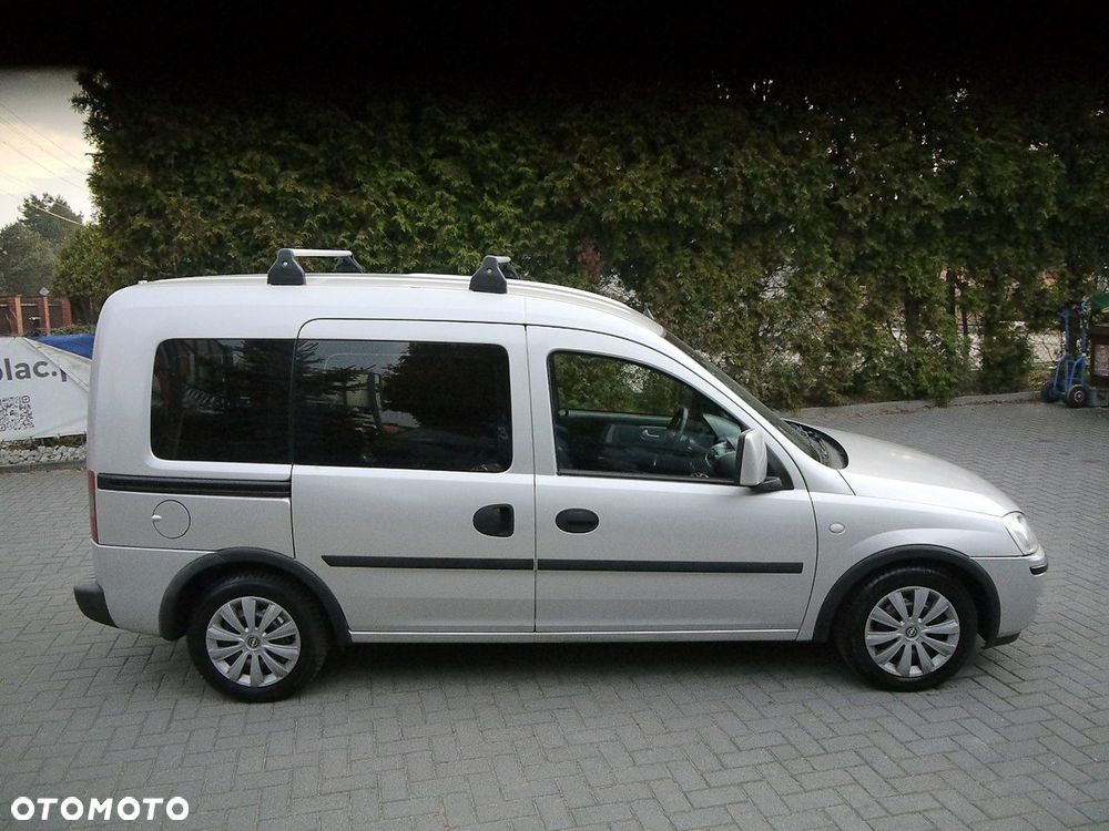 Opel Combo Tour Edition - 11
