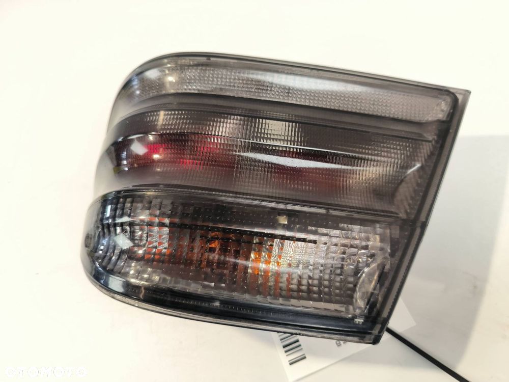 LAMPA PRAWA TYŁ MERCEDES - BENZ E-KLASA W210 - 3