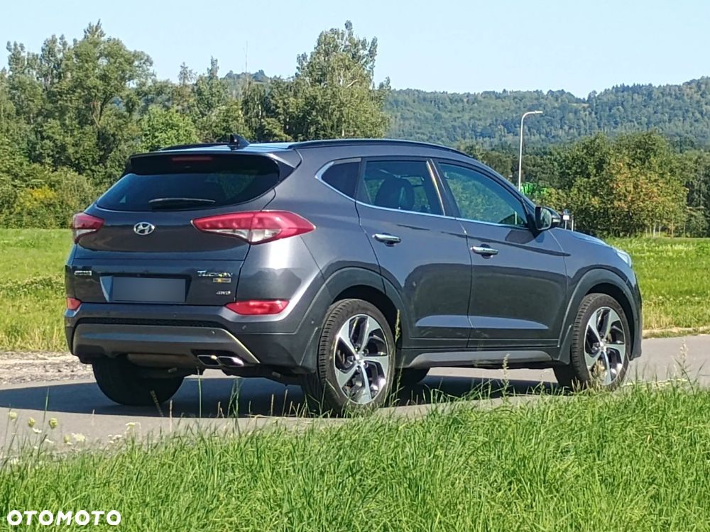 Hyundai Tucson - 4