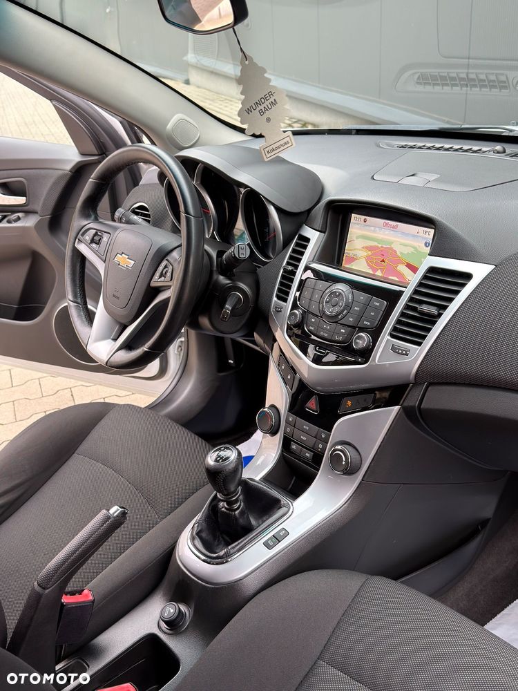 Chevrolet Cruze 1.4T LT+ - 17
