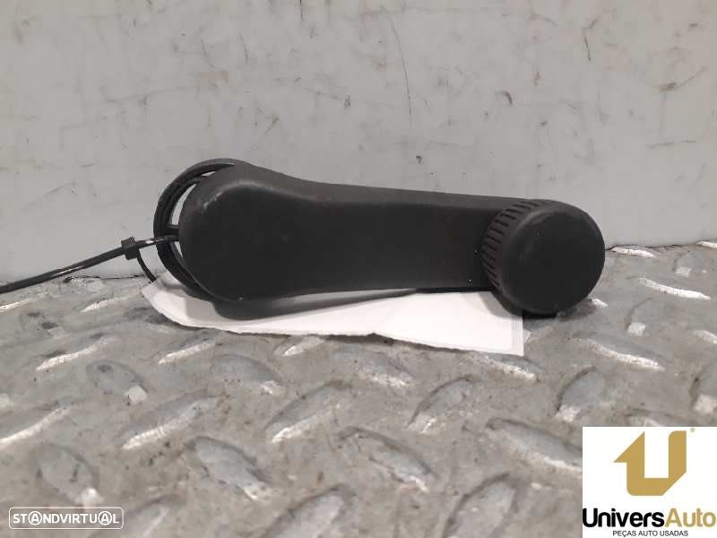 MANÍPULO DO ELEVADOR DE VIDROS TRASEIRO DIREITO VOLKSWAGEN POLO 1.9 SDI 64CV 189... - 1